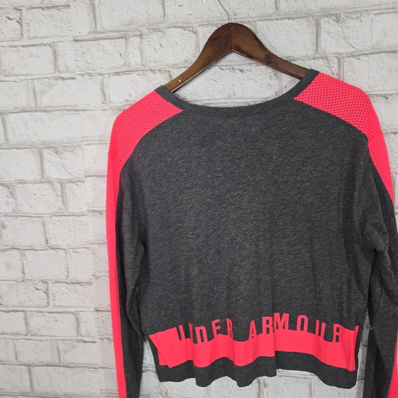 Under Armour long sleeve tee - Picture 14 of 15